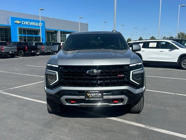 2025 Chevrolet Suburban Z71 - Photo 11