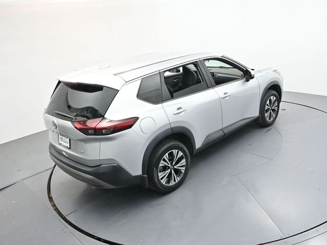 Used 2023 Brilliant Silver Metallic Nissan SV image 38