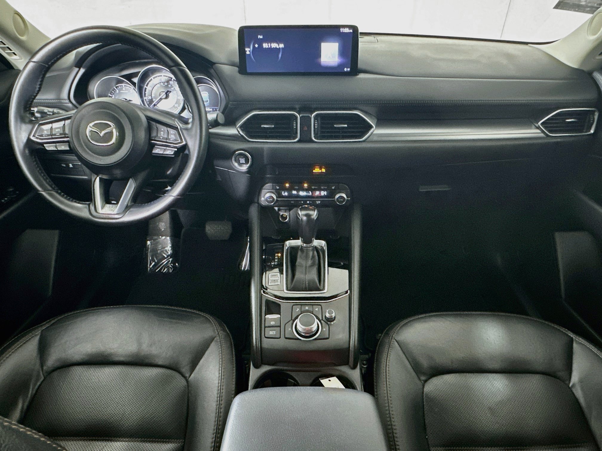 Used 2022 Snowflake White Pearl Mica Mazda 2.5 S Preferred Package image 27