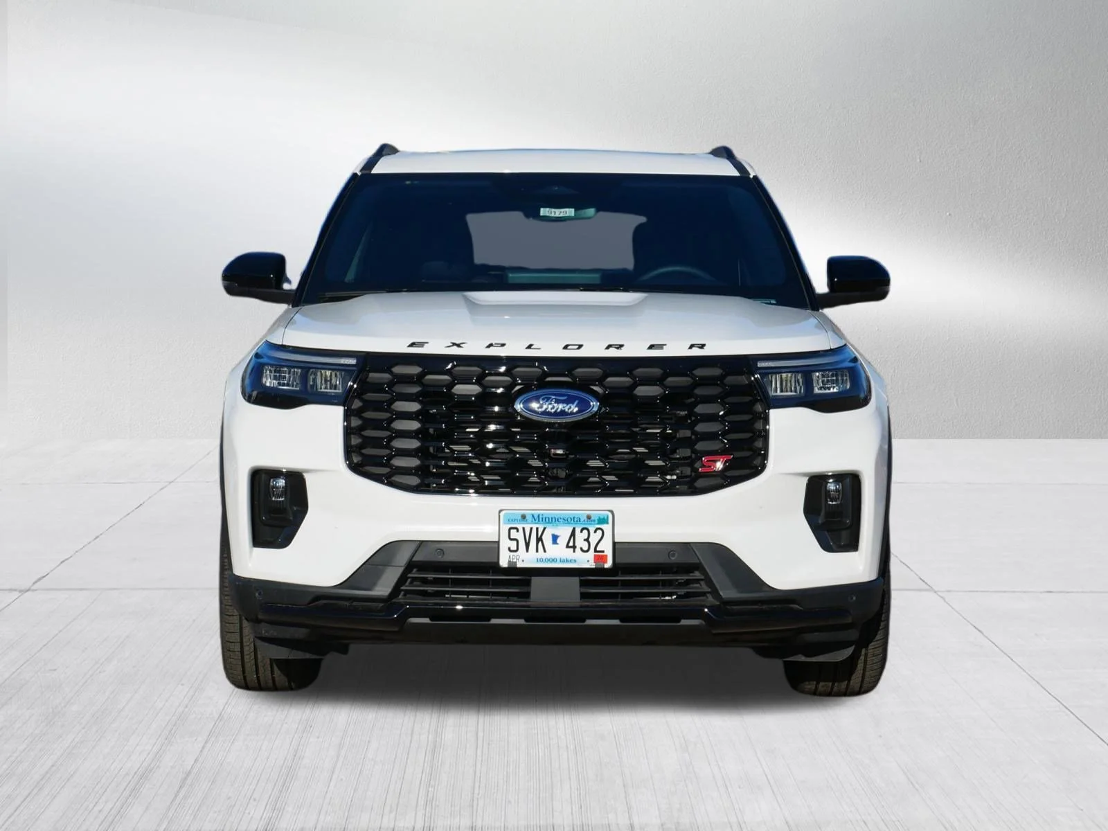 New 2026 Star White Ford ST image 2