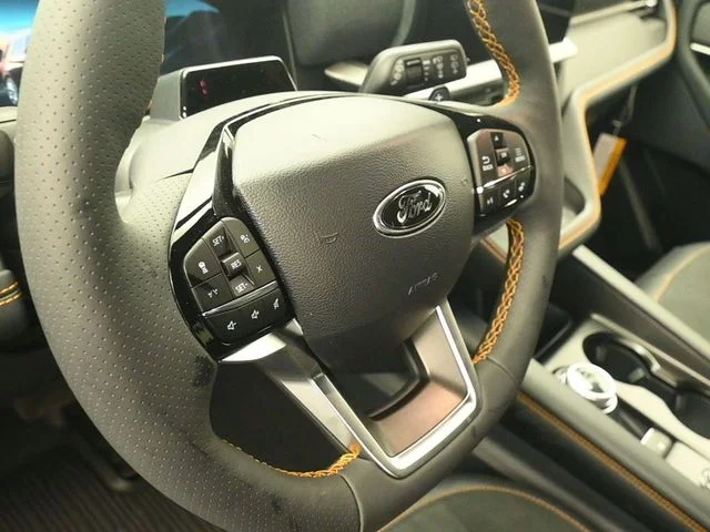 New 2026 White Ford Tremor image 15