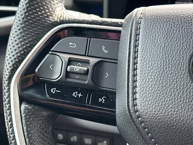 2023 Toyota Sequoia Platinum - Photo 27