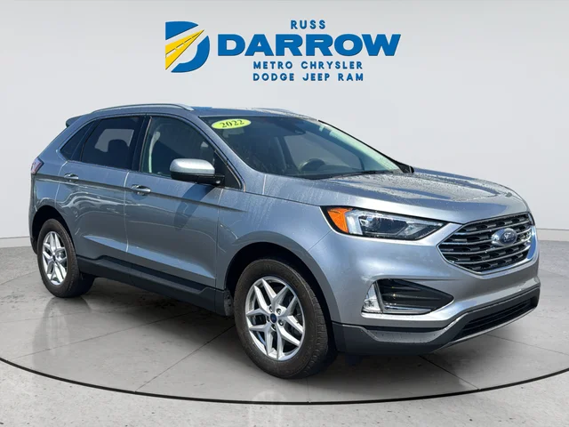 Used 2022 Silver Ford SEL image 7