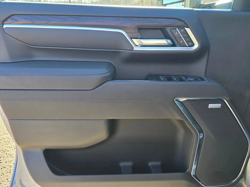 New 2026 Sterling Metallic GMC SLT image 8