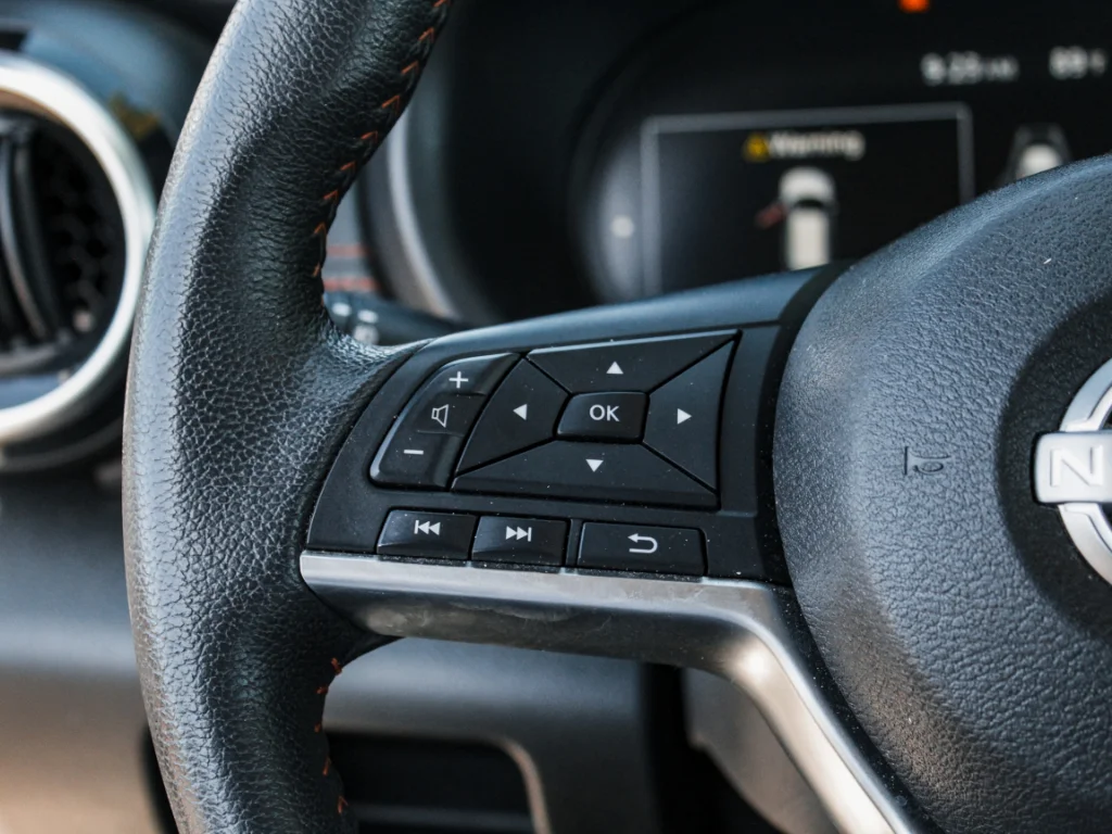 Used 2024 Boulder Gray Pearl Nissan SR image 11