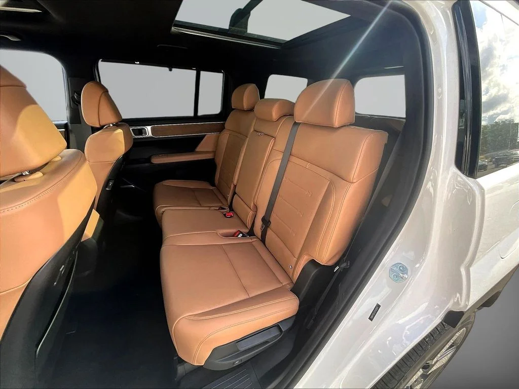 New 2026 White Hyundai Limited image 27