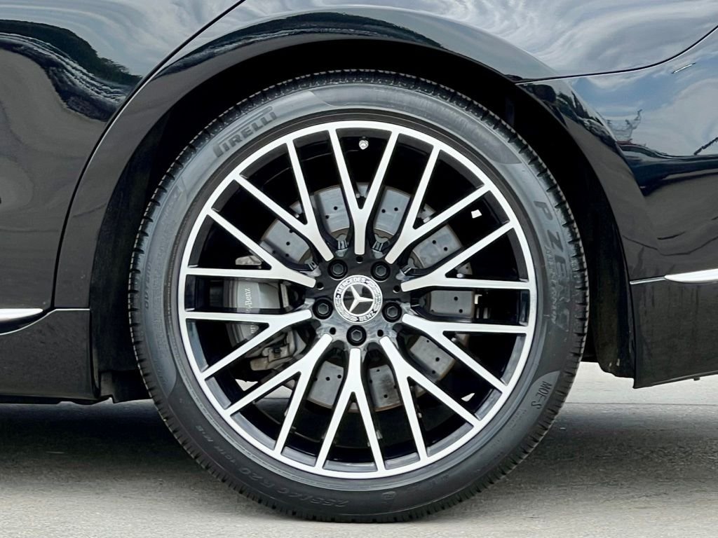 Certified Used 2023  Mercedes-Benz S 580 image 14