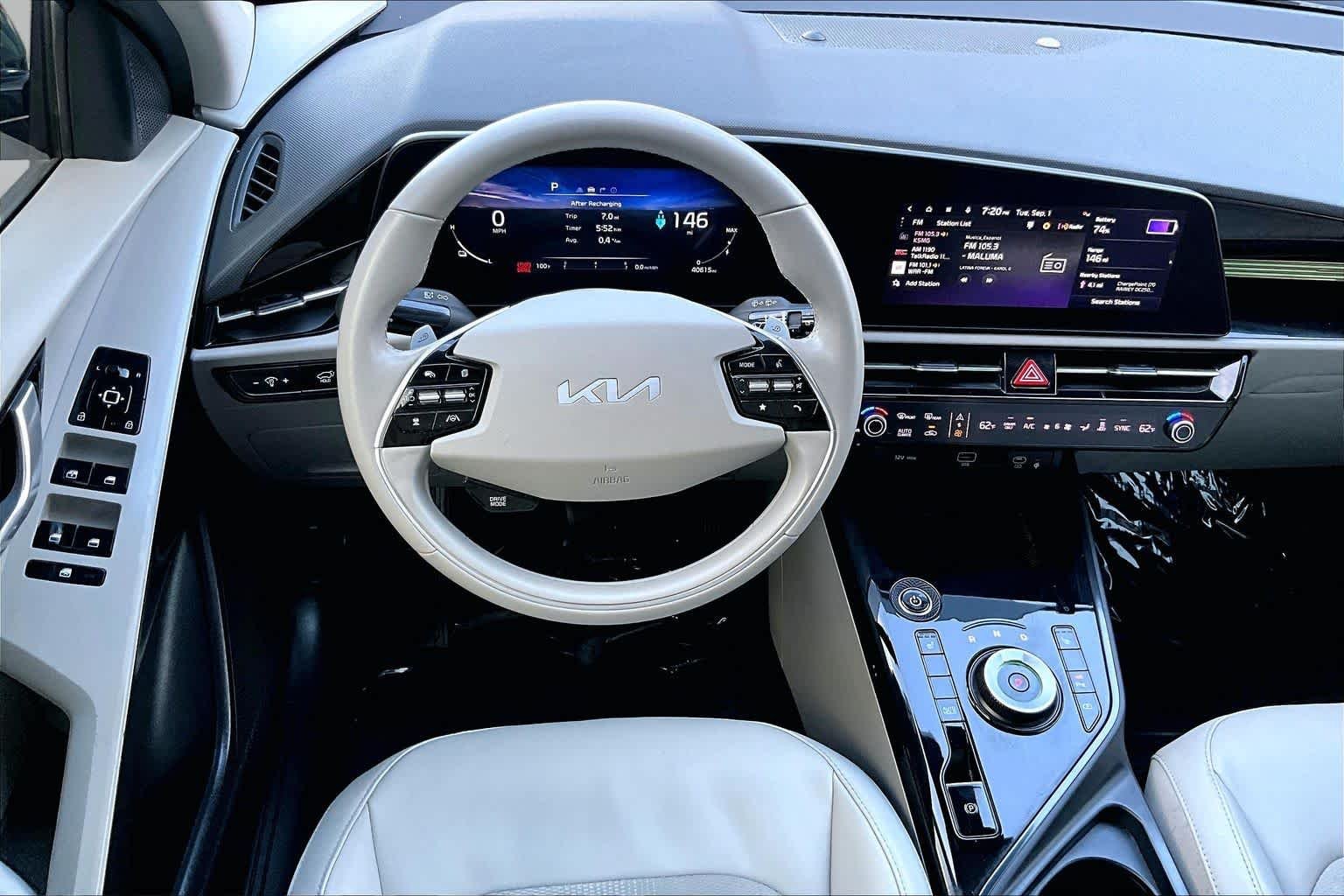 Pre-Owned 2023 Kia Niro EV Wind
