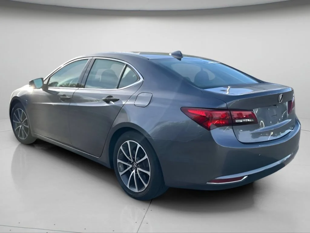 Used 2017 Modern Steel Metallic Acura 3.5L V6 image 9