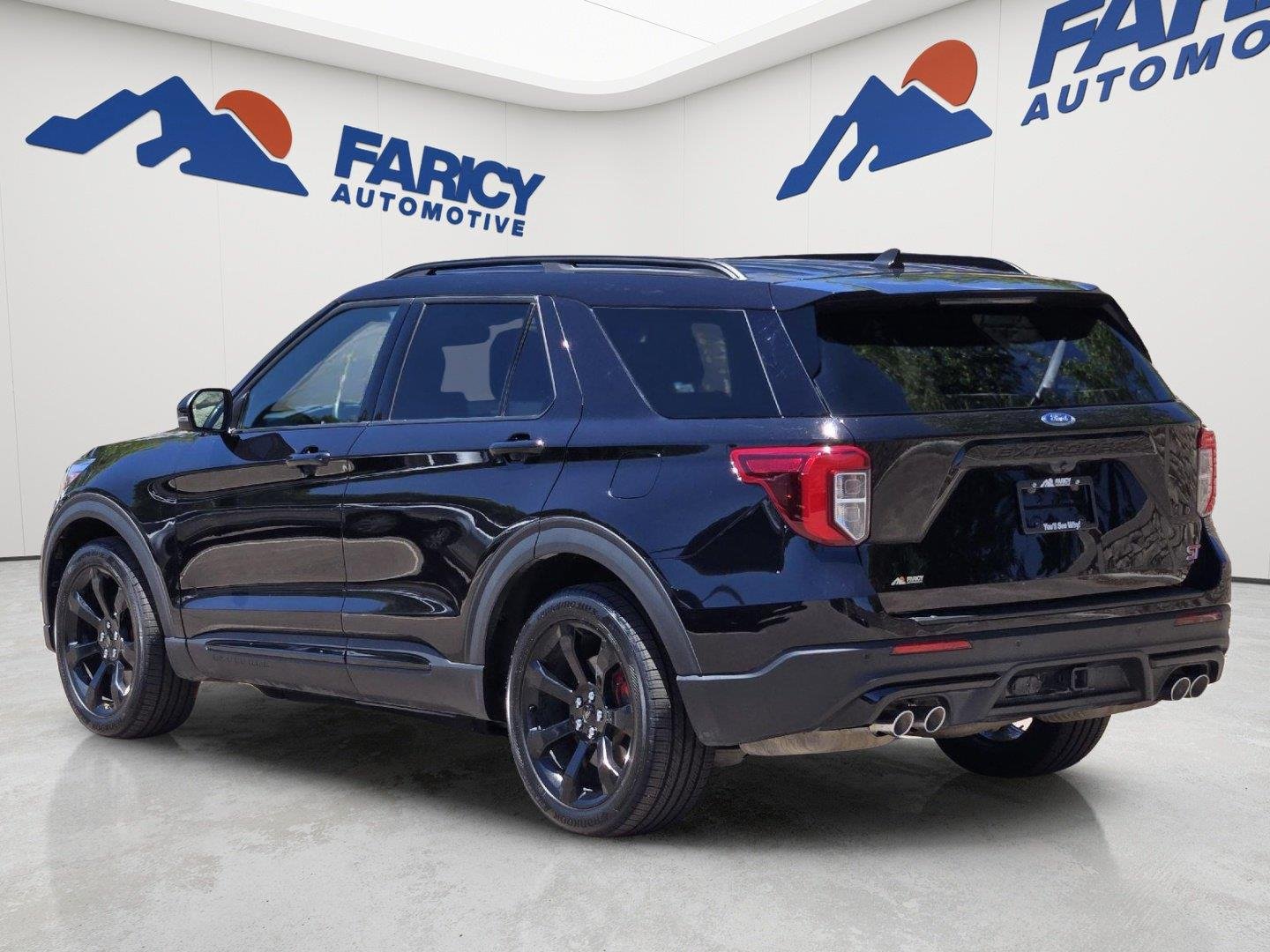 Used 2023 Agate Black Ford ST image 6
