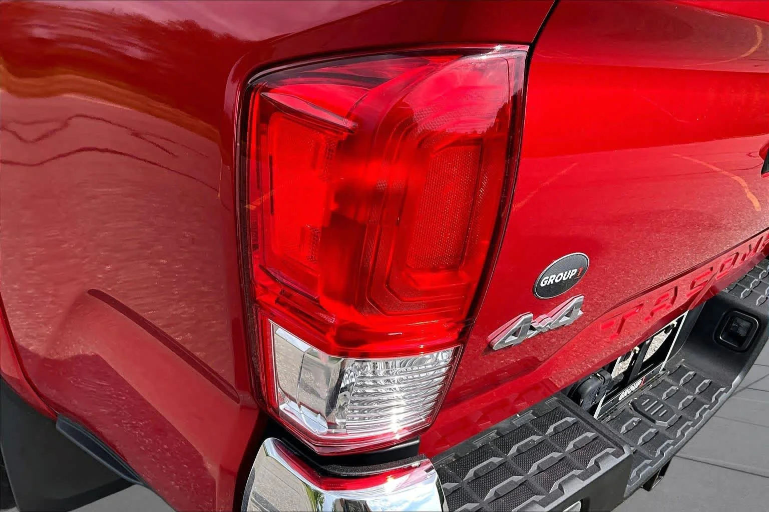 Used 2017 Barcelona Red Metallic Toyota SR5 image 28