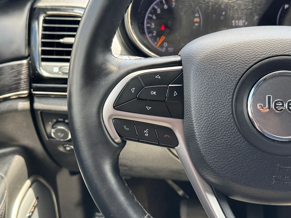 Used 2019 Diamond Black Jeep Overland image 10