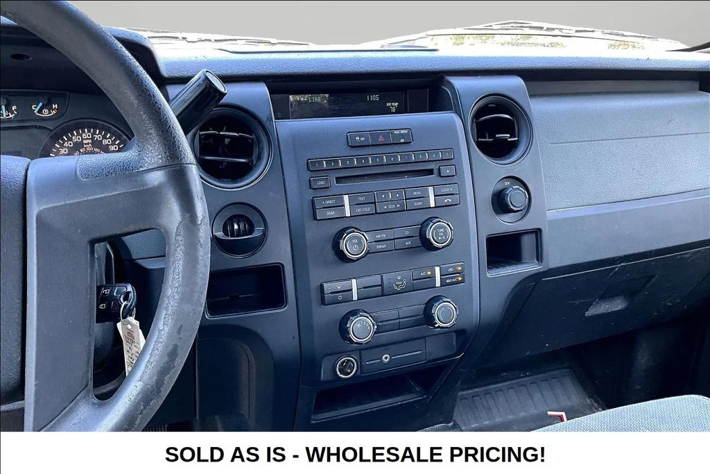 Used 2011 Silver Ford XL image 10