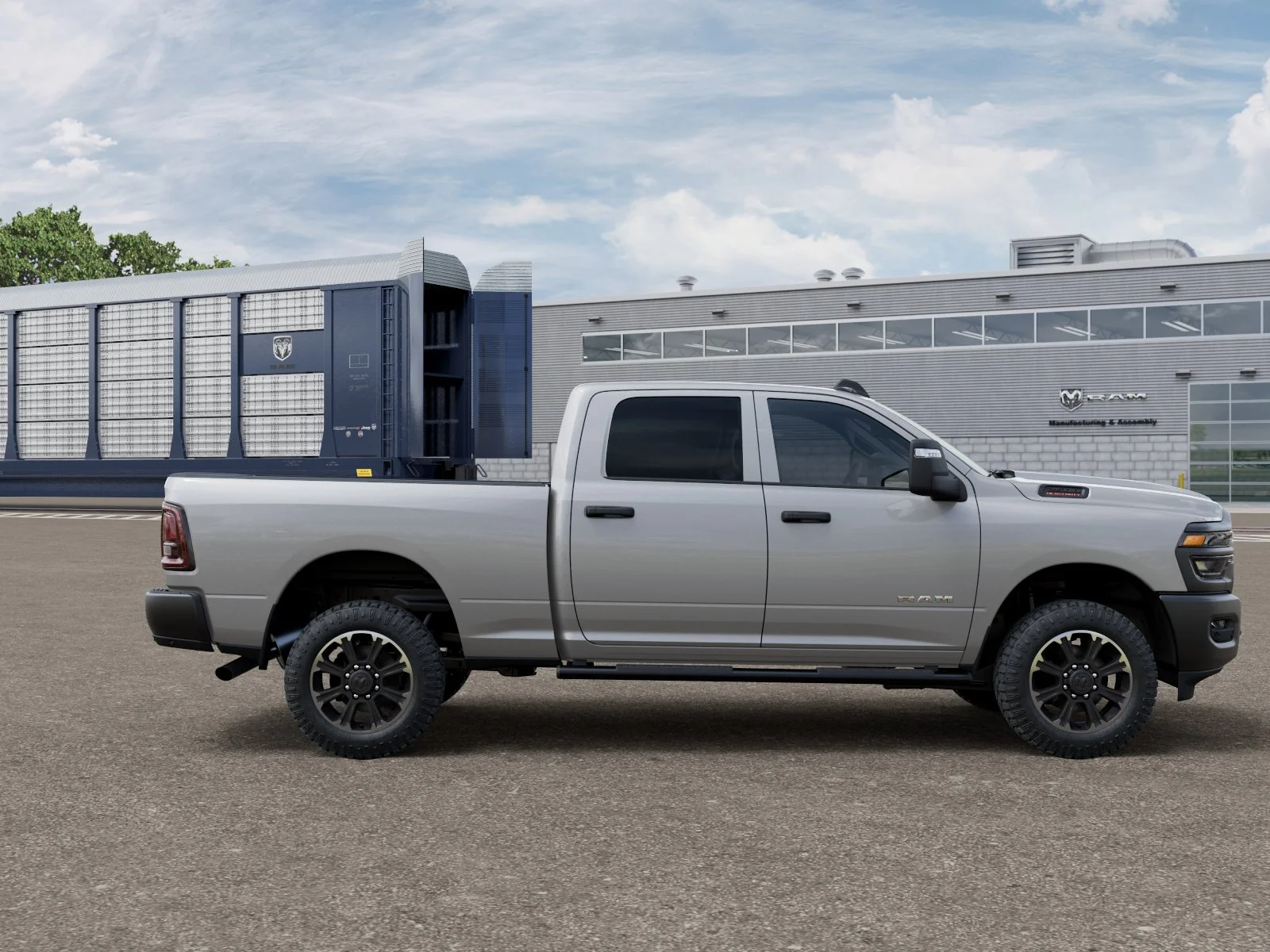 New 2027 Silver-Zynith Exterior Paint RAM  image 12