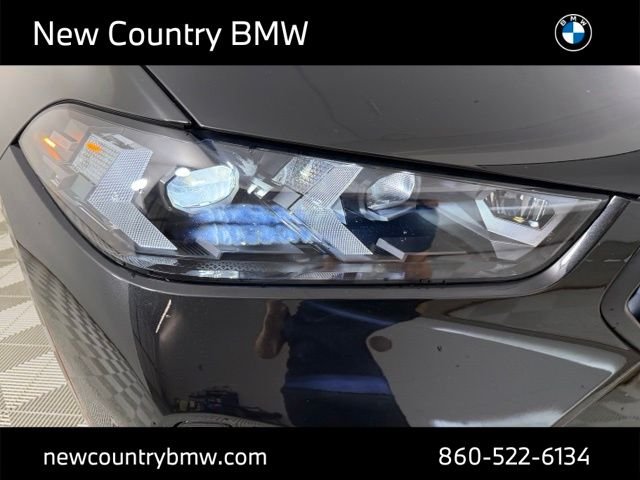 Used 2024 Black Sapphire Metallic BMW xDrive40i image 24