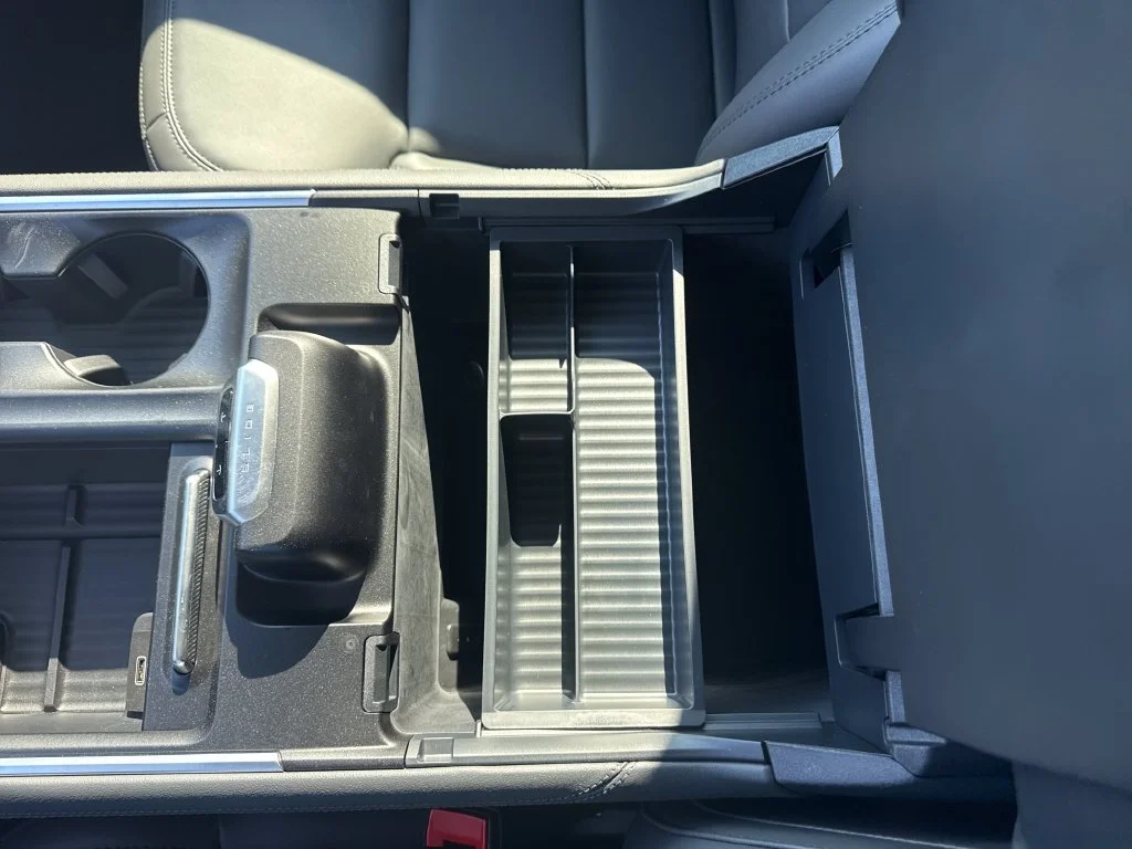 New 2026 Oxford White Ford Active image 17