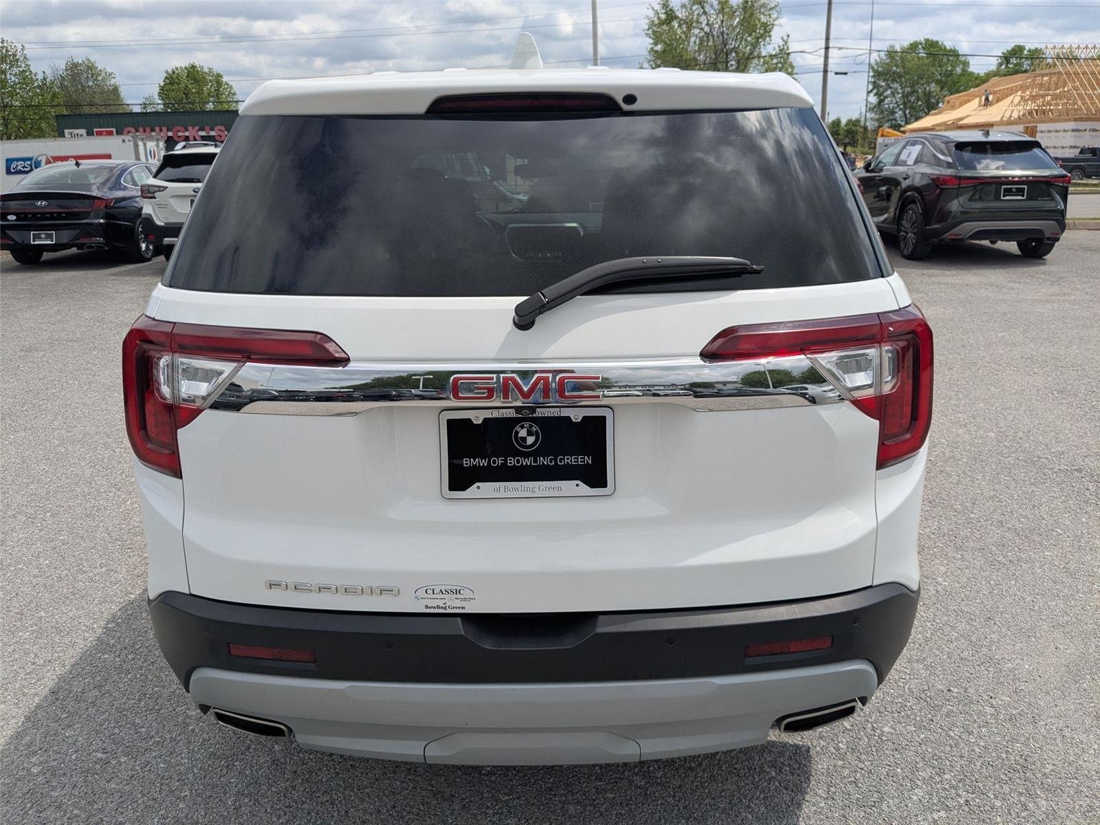 Used 2023 Summit White GMC SLE image 6