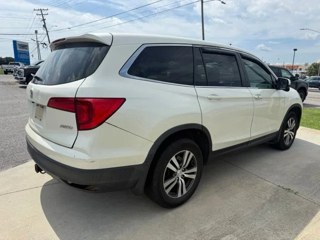 Used 2018 White Honda EX-L image 12