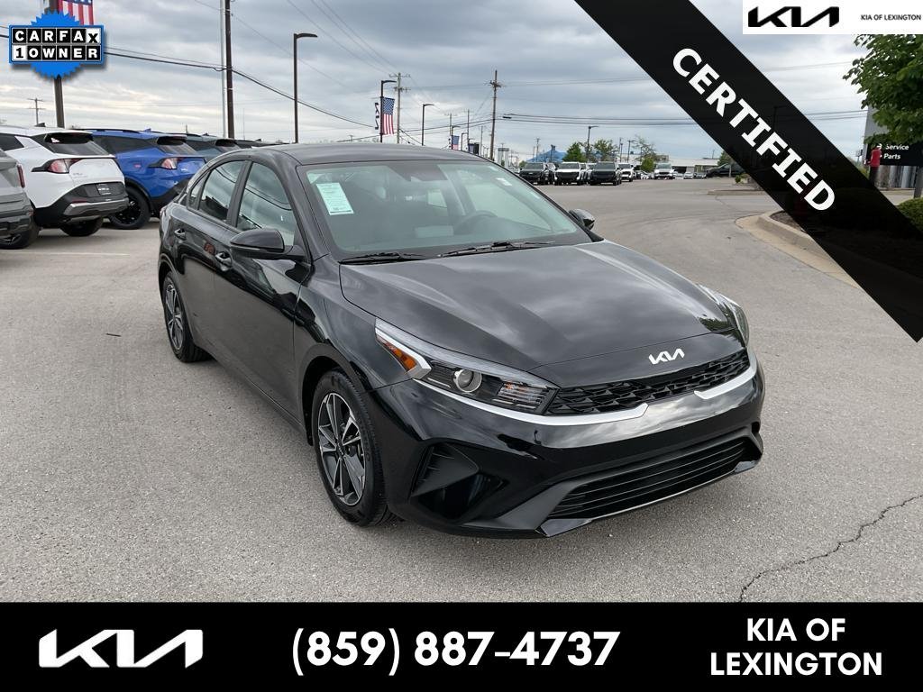 2024 Kia Forte LXS AT's photo