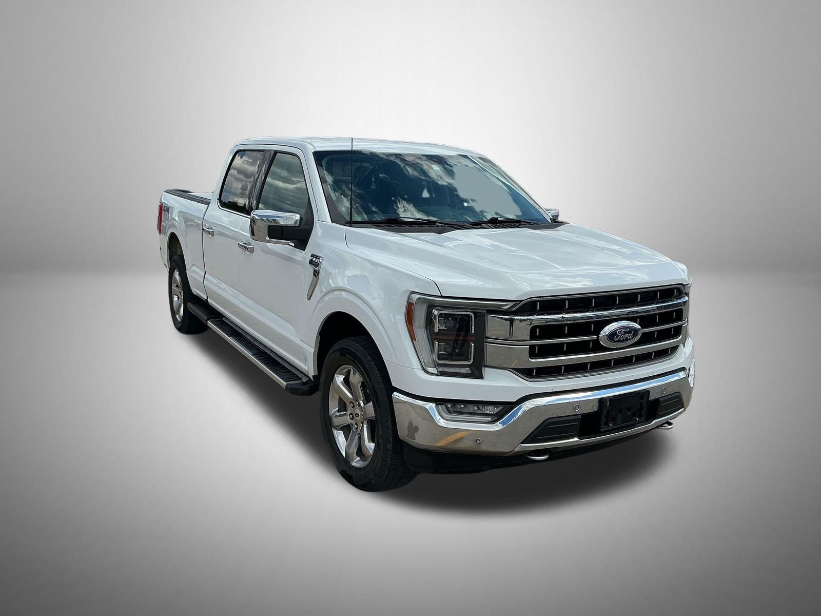 Used 2022 White Ford Lariat image 3