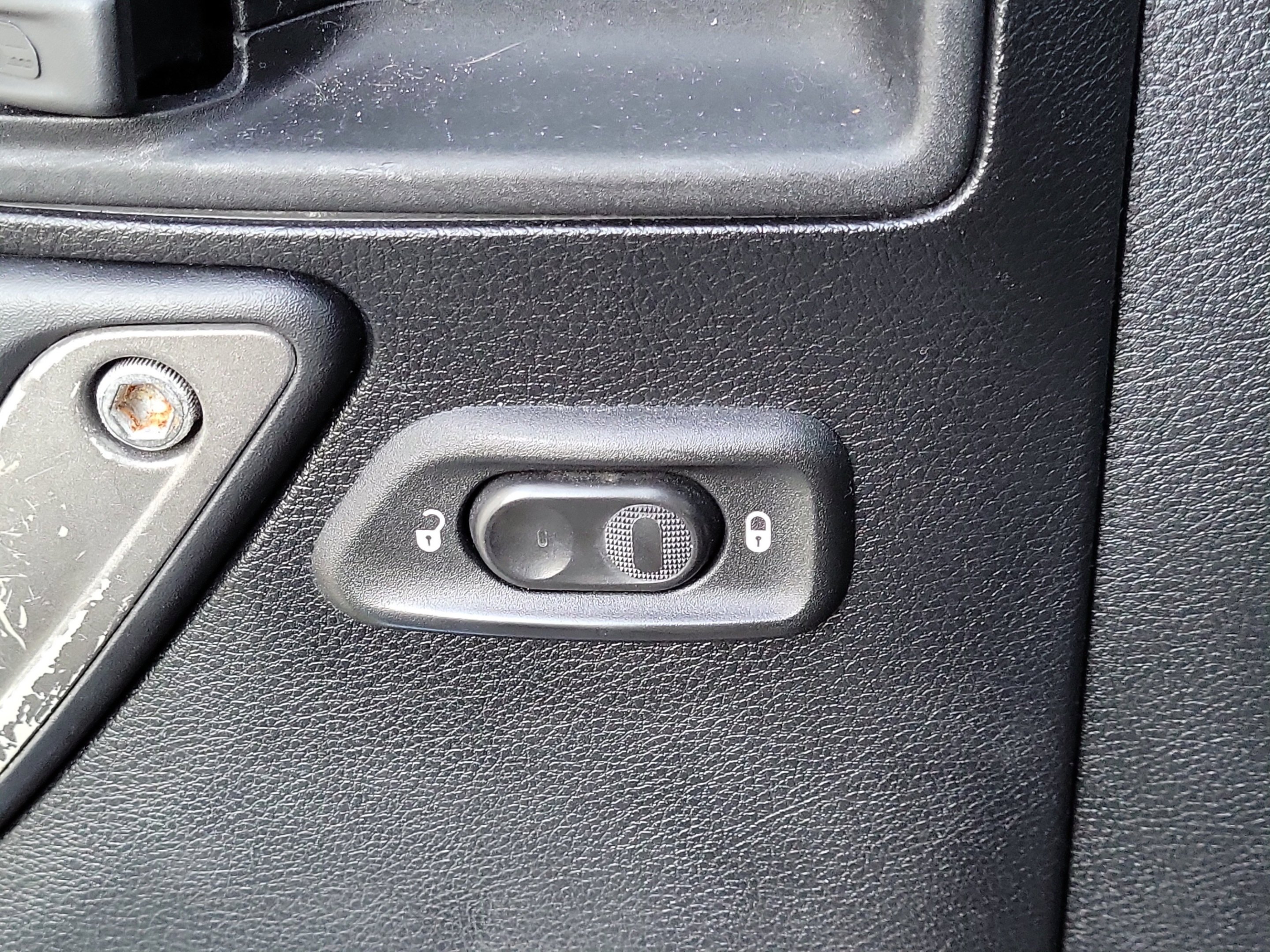 Used 2011 Black ClearCoat Jeep Unlimited Sport image 29