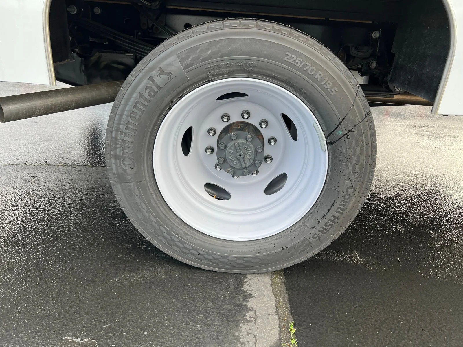 2024 Ford F-550 Super Duty Chassis Cab XL - Photo 15