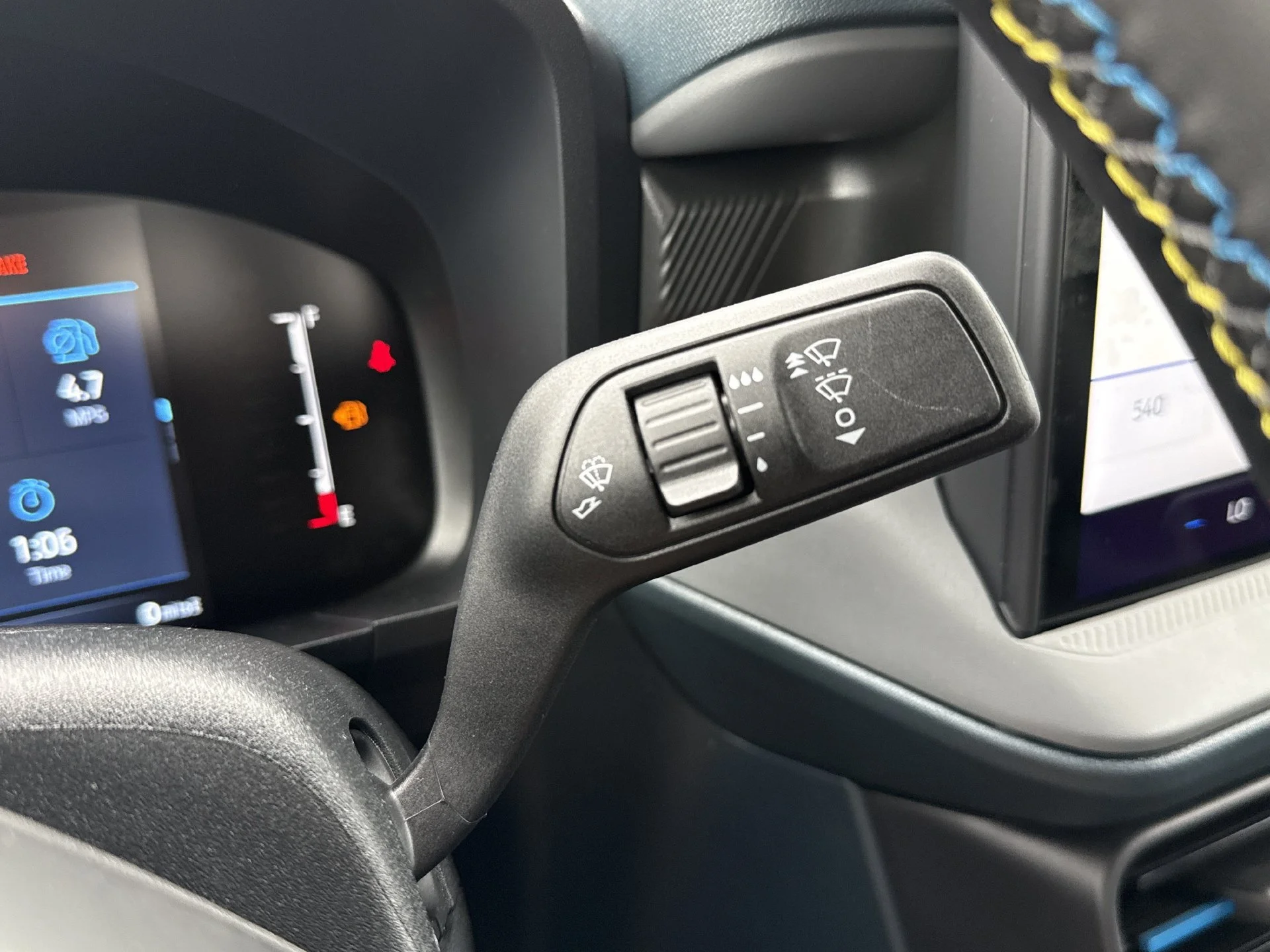 New 2026 Carbonized Gray Metallic Ford Lobo™ image 12