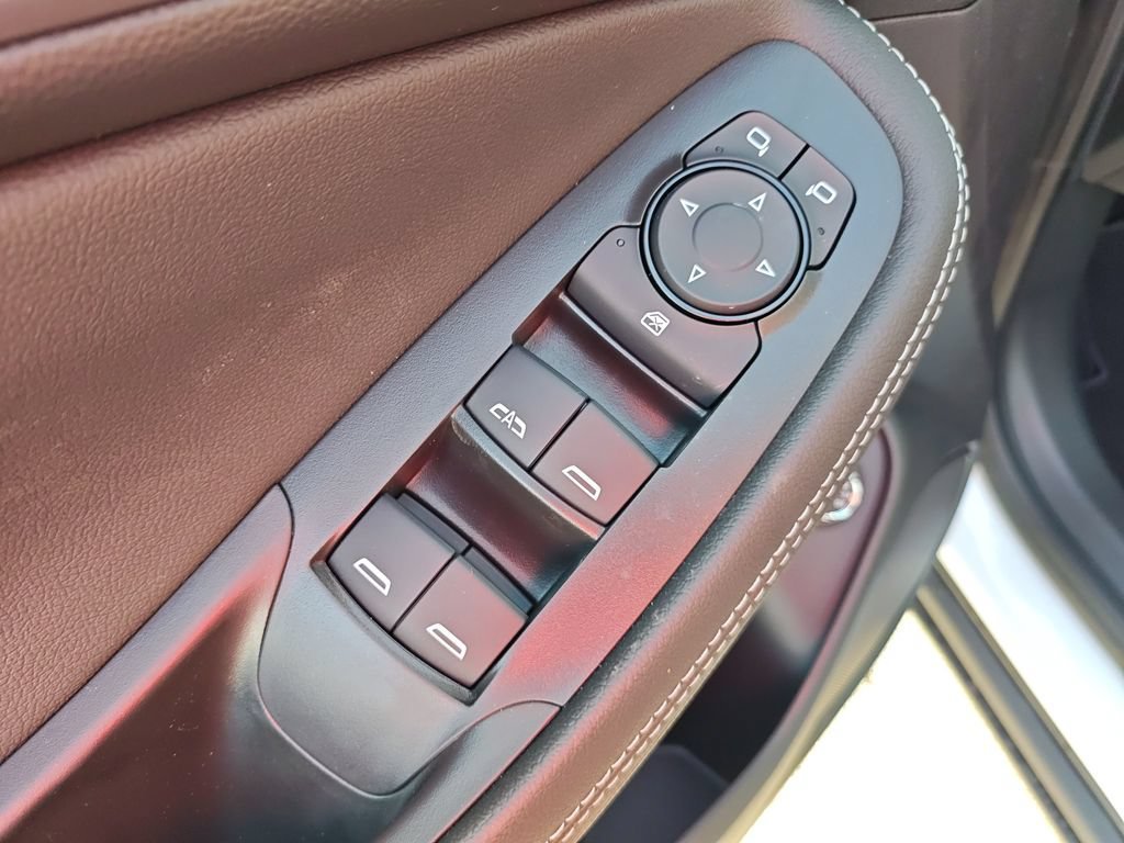 New 2026 Summit White Buick Preferred image 11