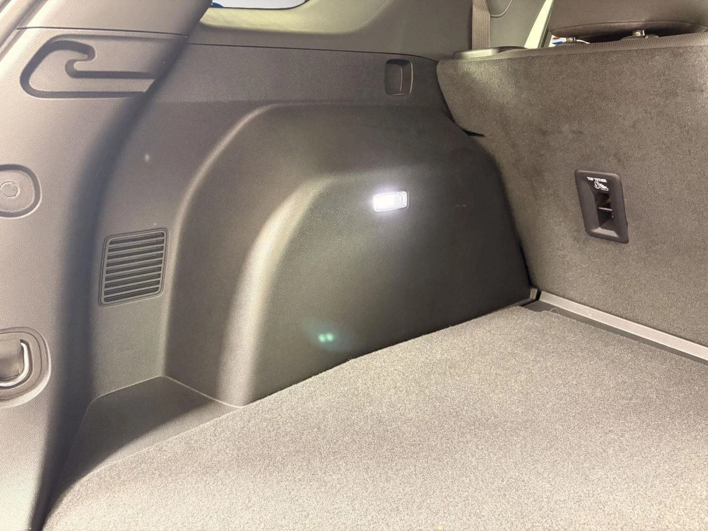 Used 2025 Sterling Gray Metallic Chevrolet LT image 7