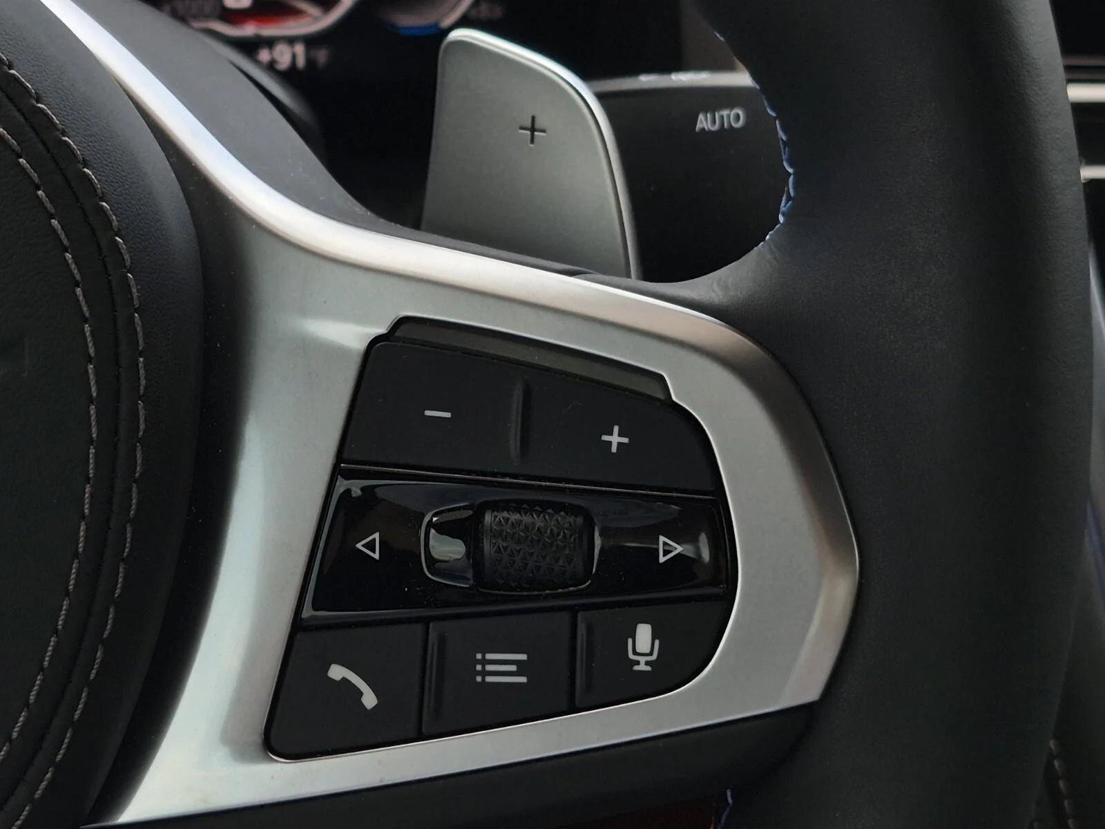 Used 2026 Black Sapphire Metallic BMW M850i xDrive image 24