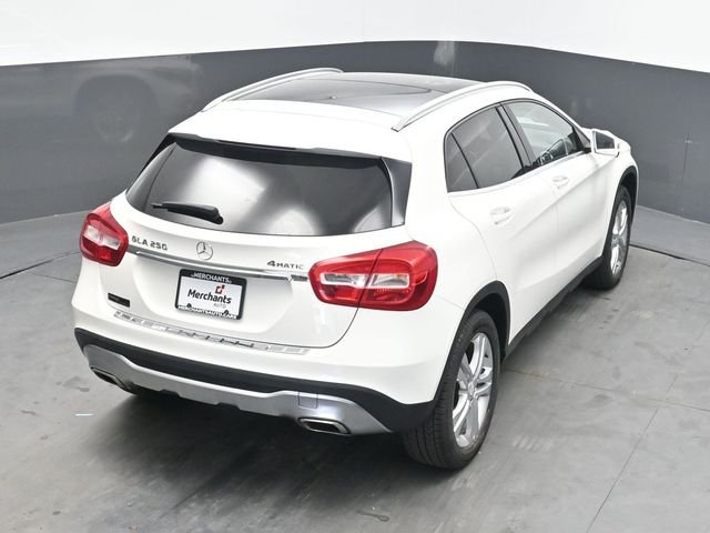 Used 2019 White Mercedes-Benz GLA 250 image 28