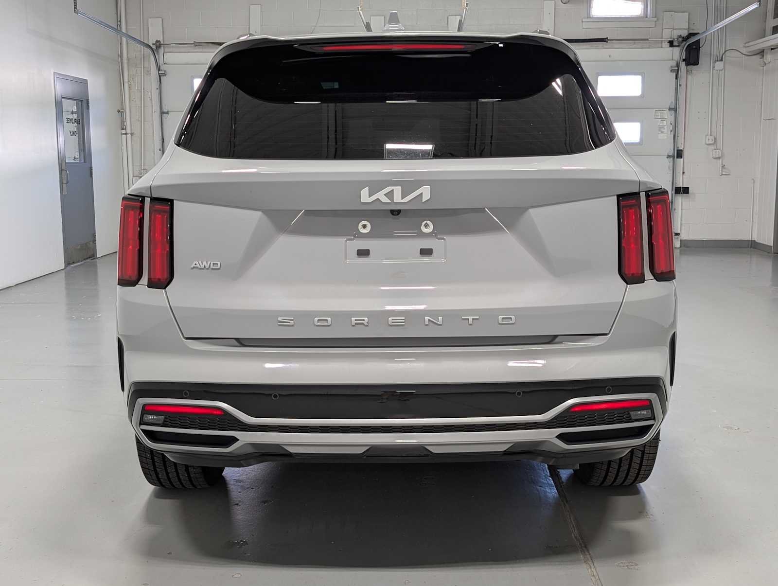 Used 2022 GRAY Kia SX image 9