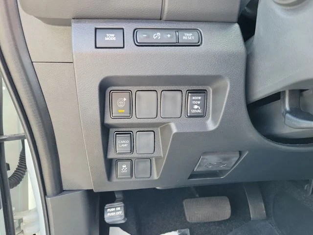 Used 2025 White Nissan SV image 12