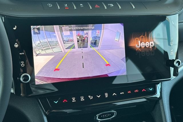 New 2026 Velvet Red Pearl-Coat Exterior Paint Jeep Laredo image 20