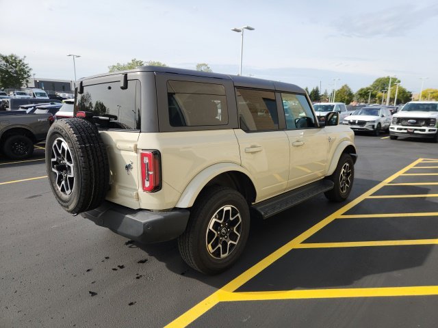 Certified Used 2025 Beige Ford Outer Banks image 2