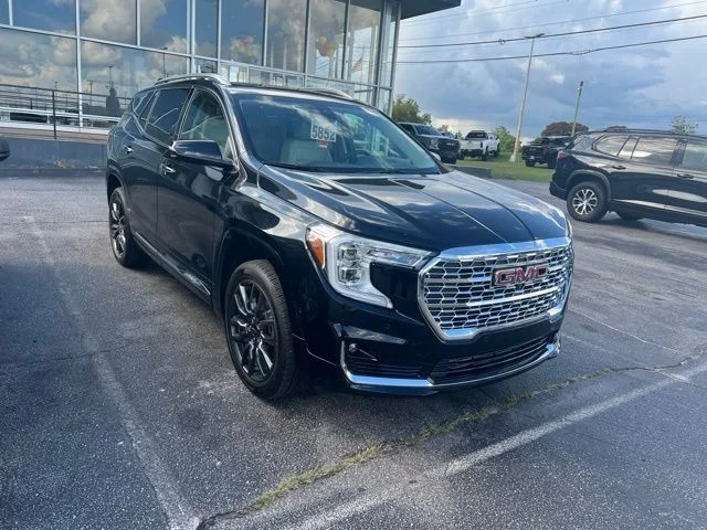 Used 2024 Black GMC Denali image 1
