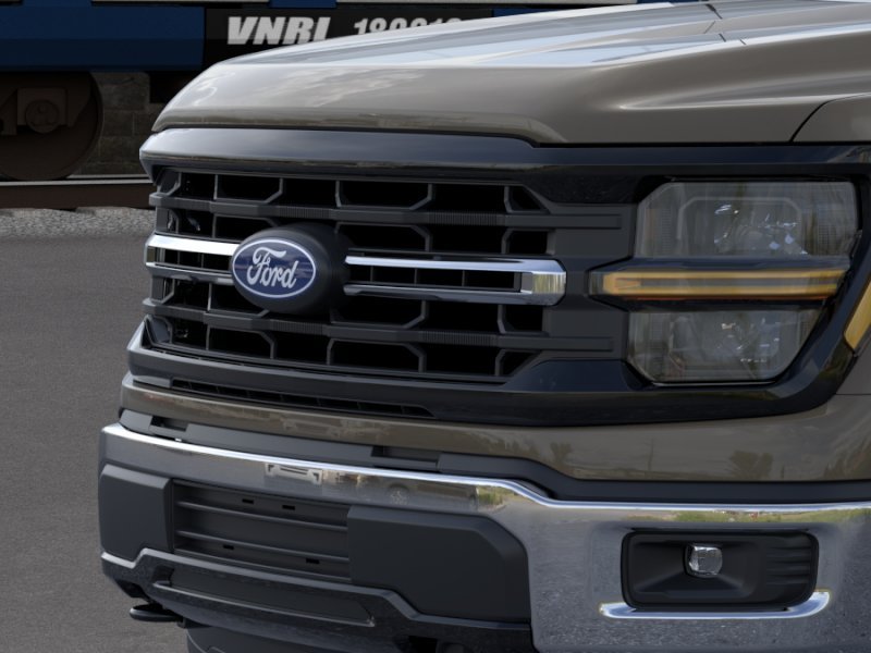 New 2026 Marsh Gray Ford XLT image 17