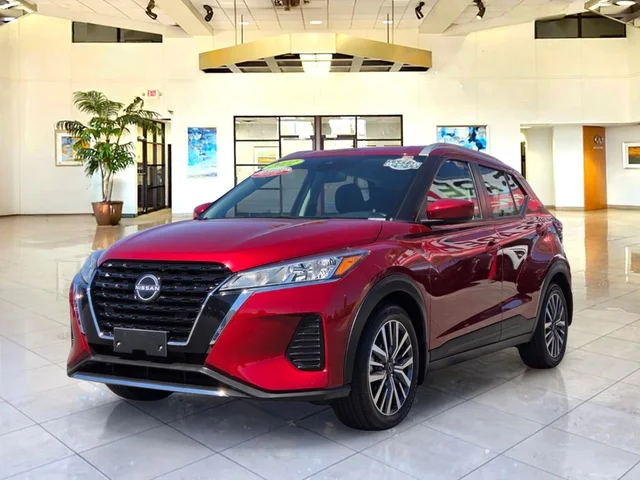 2022 Nissan Kicks SV