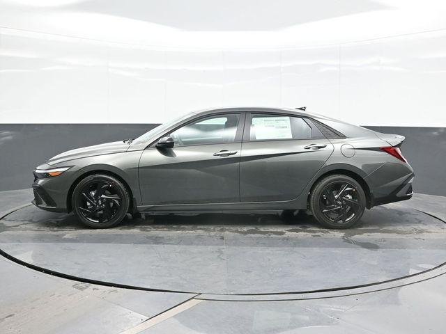 New 2026 Gray Hyundai SEL Sport image 4