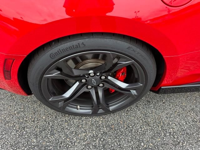 Used 2022 Red Chevrolet SS image 8