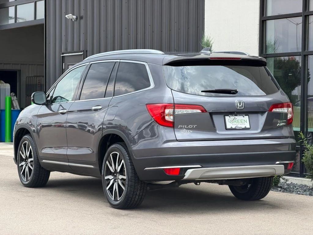 Used 2020 Silver Honda Touring image 3