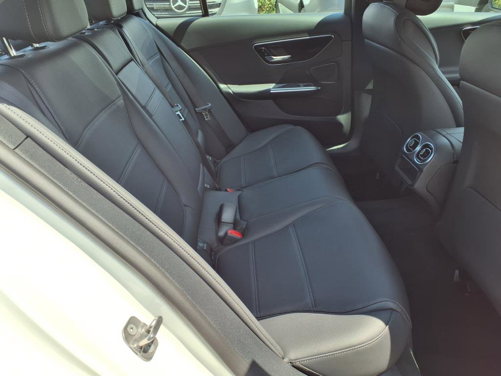 2025 Mercedes-Benz C-Class Sedan C 300 - Photo 19