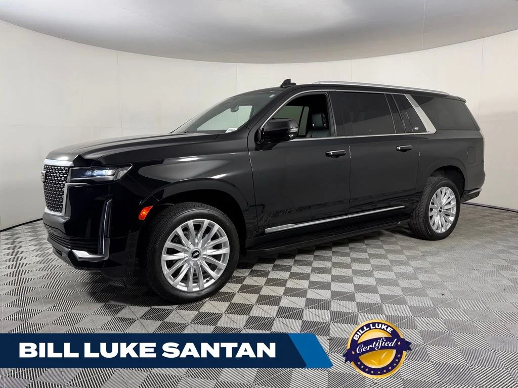 2024 Cadillac Escalade ESV Luxury's photo