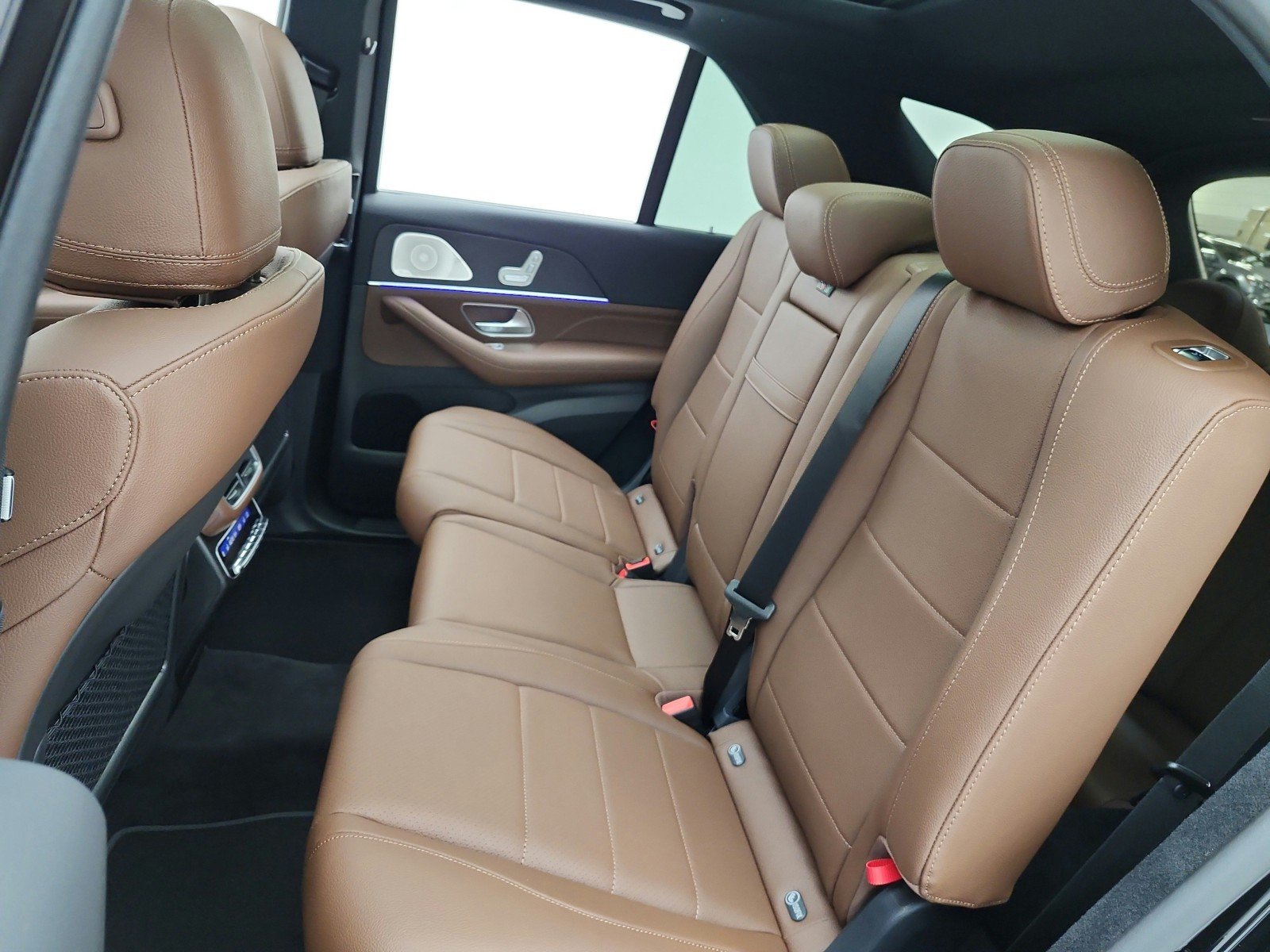 New 2026 Black Mercedes-Benz GLE 450 4MATIC® SUV image 11