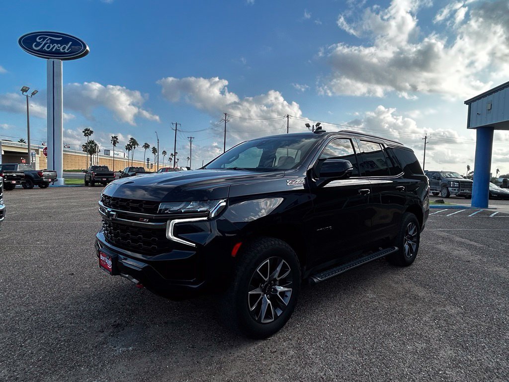 Used 2022 Blue Chevrolet Z71 image 3
