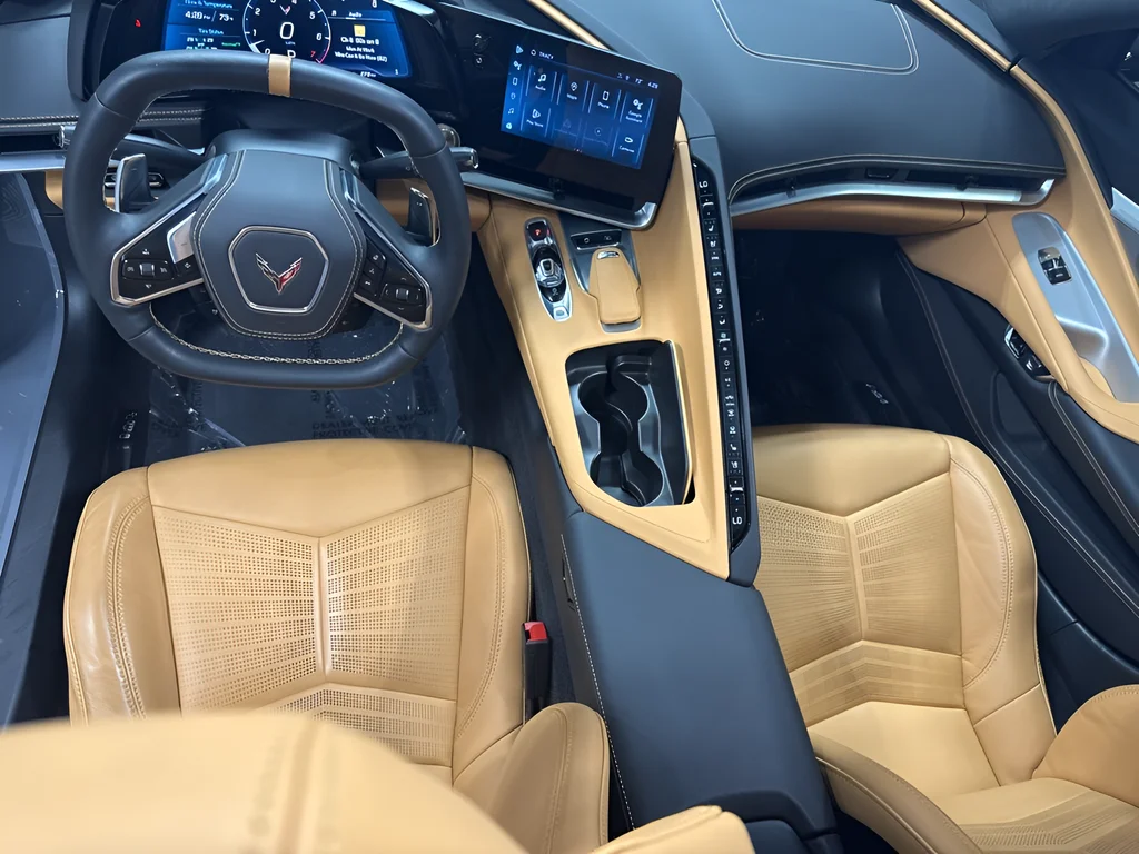 2024 Chevrolet Corvette 3LT - Photo 14