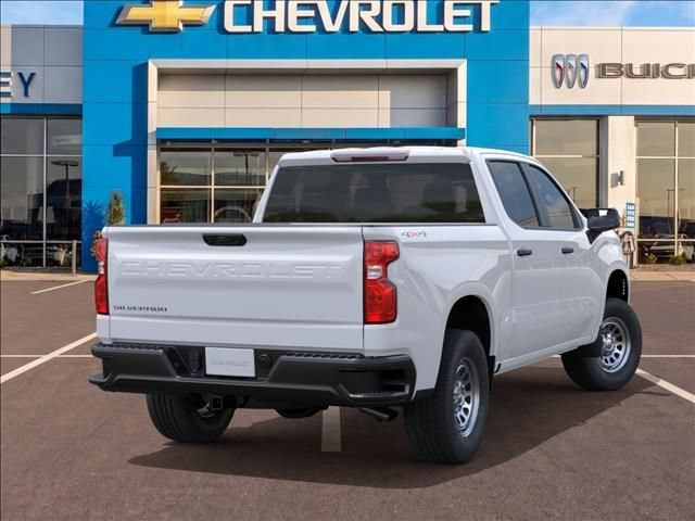 New 2026 Summit White Chevrolet WT image 4