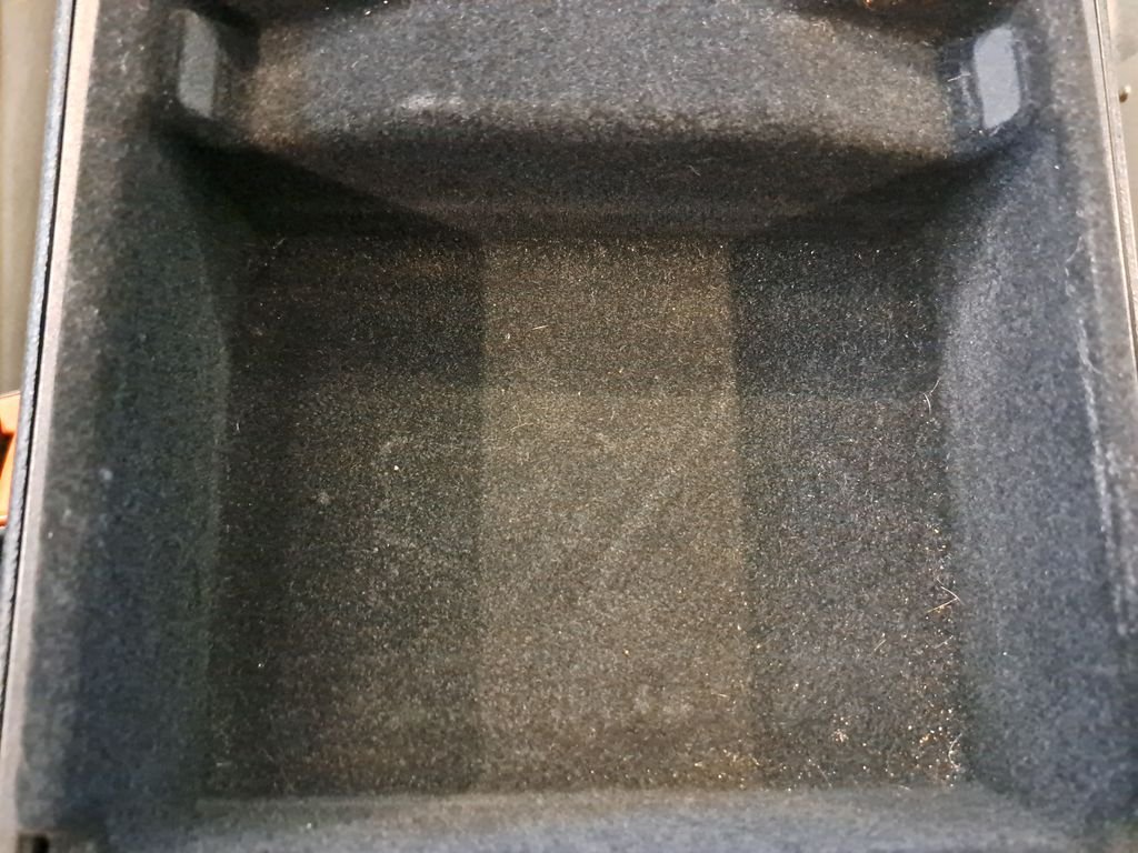 Used 2022 Gray Jeep Limited image 25