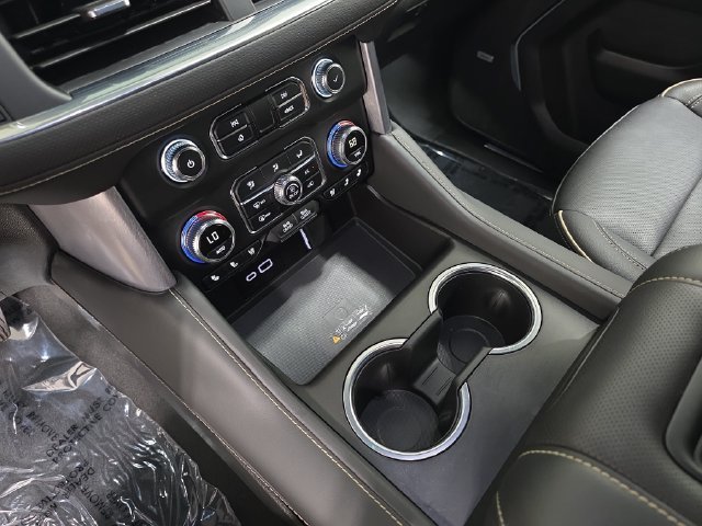 Used 2024 Black GMC SLT image 25