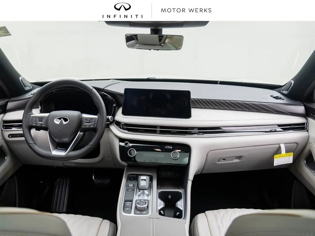 New 2027 2T RAD WHT INFINITI Autograph AWD image 9